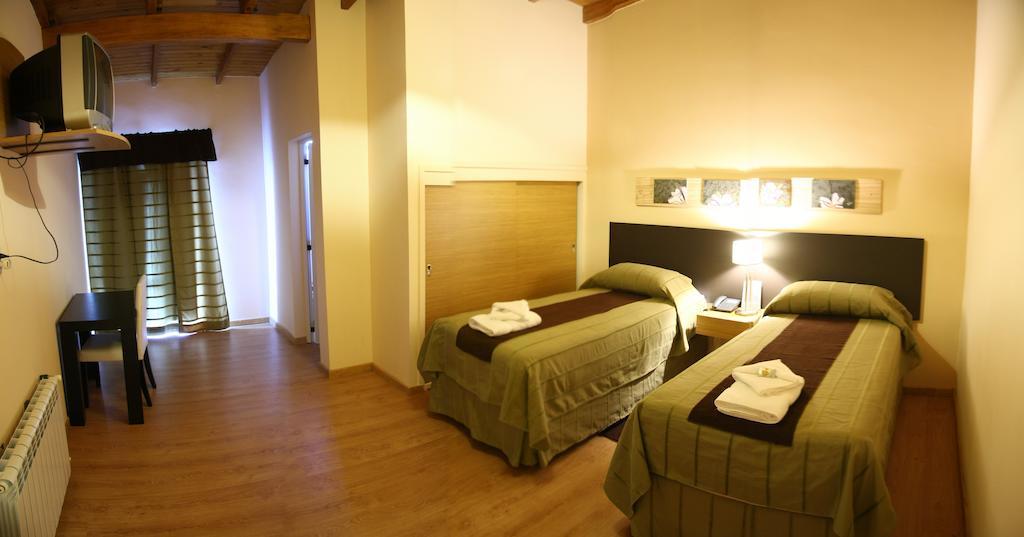 Hotel Maggio Malargüe Zimmer foto
